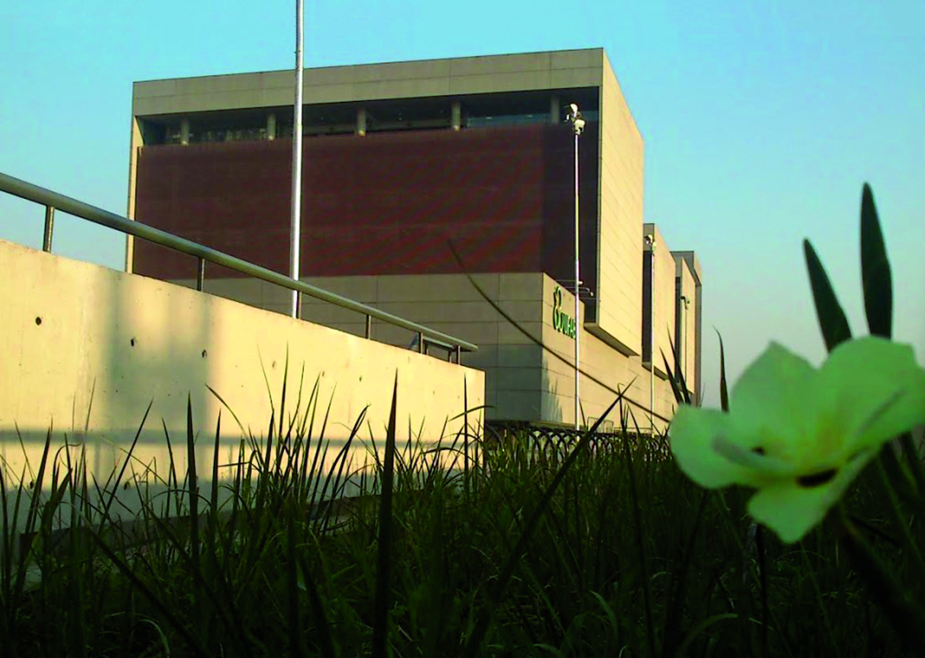UFABC lança baralho comemorativo alusivo aos 20 anos da Universidade